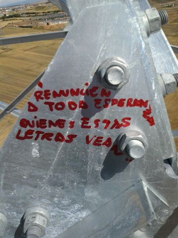 1939815_698470720235299_5347893633453232637_n